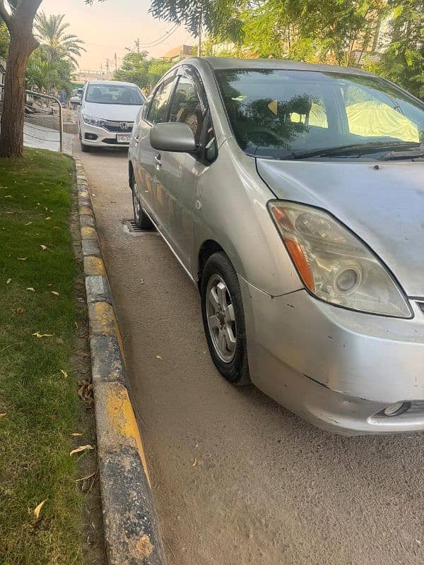 Toyota Prius 2007 Reg 2013 For Sale in Karachi 10