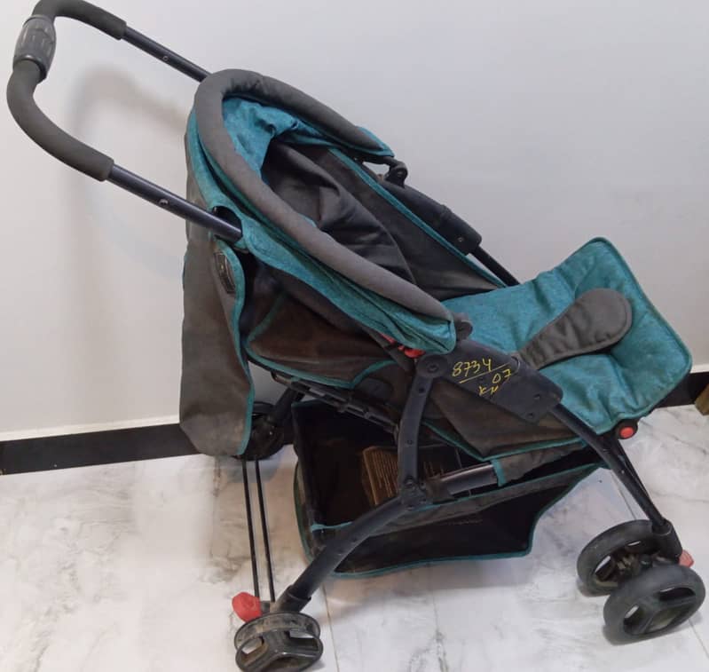 Imported baby pram / stroller / walker 0