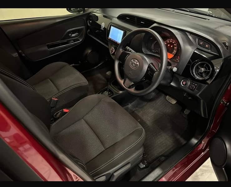 Toyota Vitz 2019 7