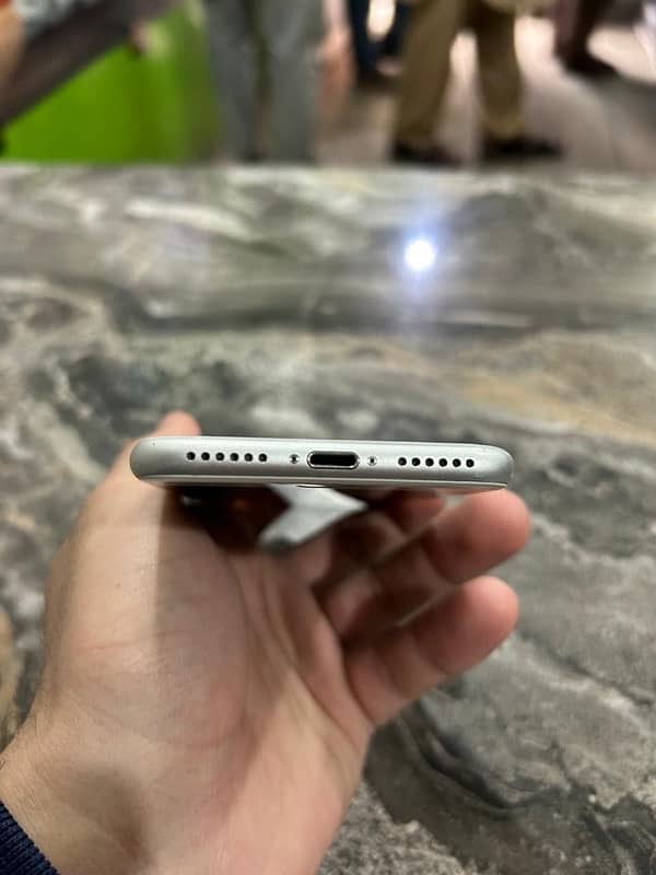 Iphone 8 non pta 3