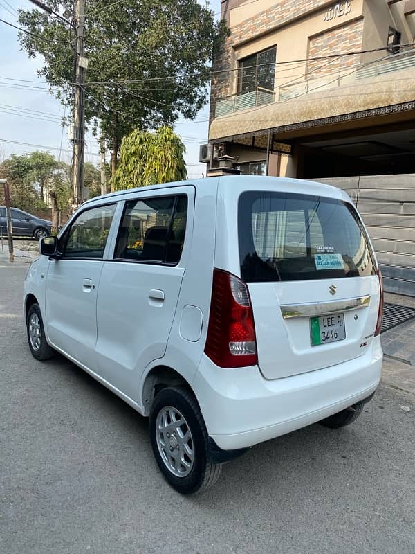 Suzuki Wagon R 2019 1