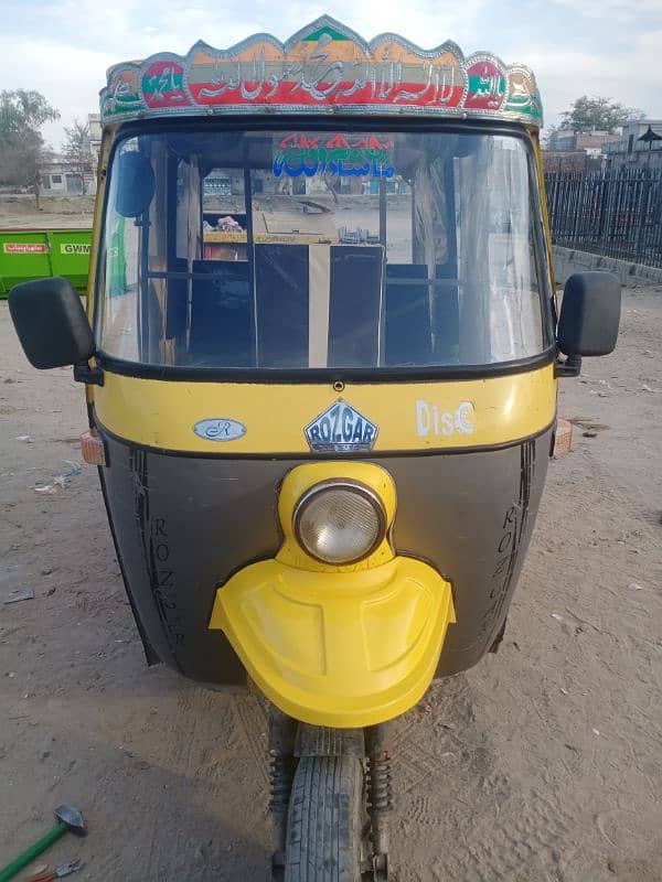 Rozgar auto rakhsha 200cc 6seter bilkul  saf  condition 5