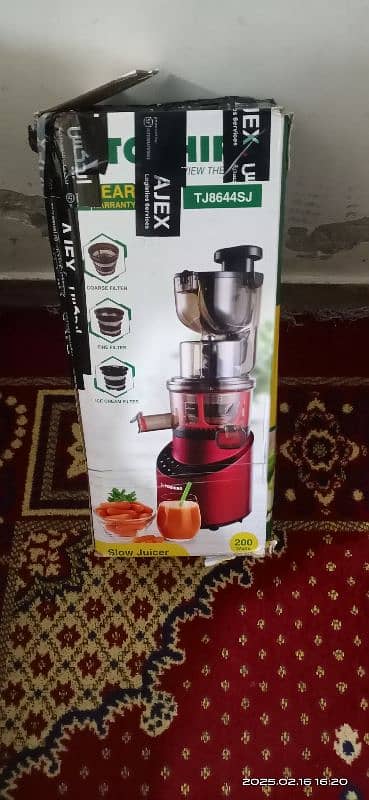 Toshira juicer machine import from sudia Arab 0