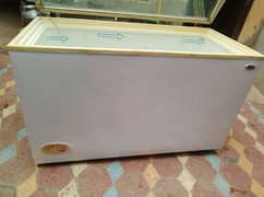 Freezer (Ice cream freezer)