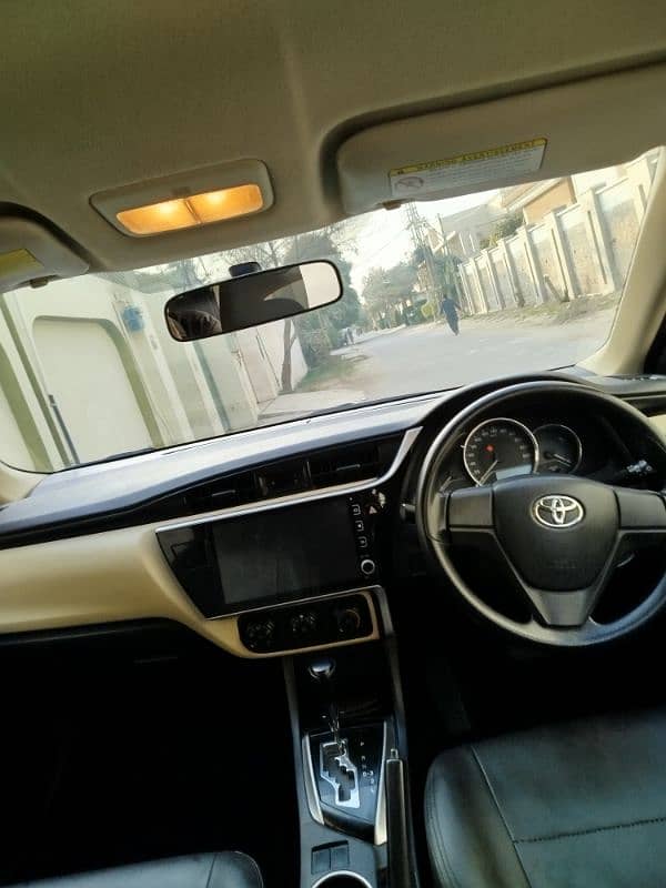 Toyota Corolla GLI 2018. Total Geniune. Lahore registered 2