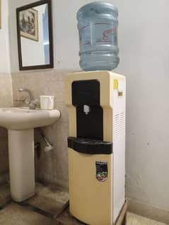 Water Dispenser