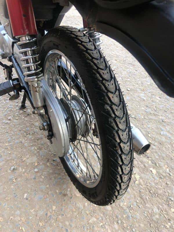 Sefari motercycle 2021 model urgent for sell 032.49. 807072. wtsp nmbr 1
