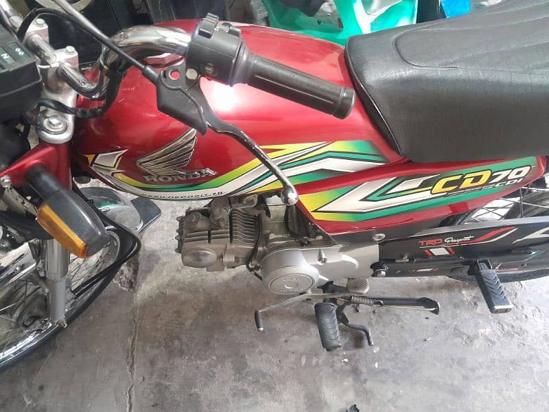 2023 model cd 70cc total genuine 8