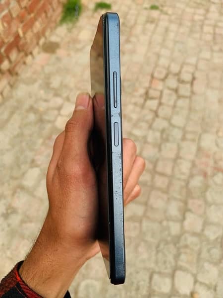 infinix smart 8 4+4/64 gb 3