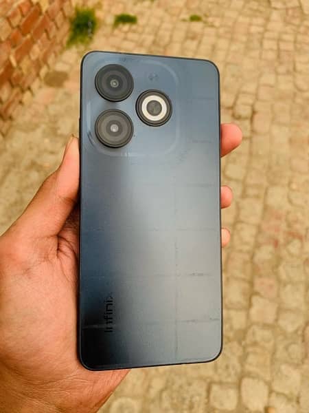 infinix smart 8 4+4/64 gb 4