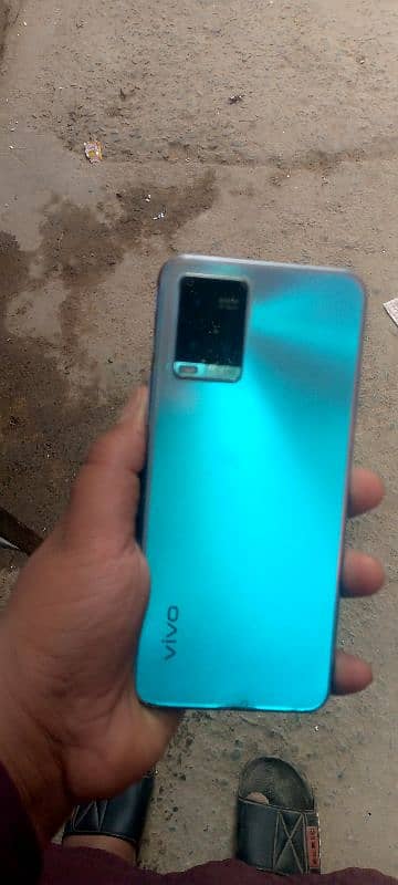 urgent sale vivo y33s 8 128 new condition 1