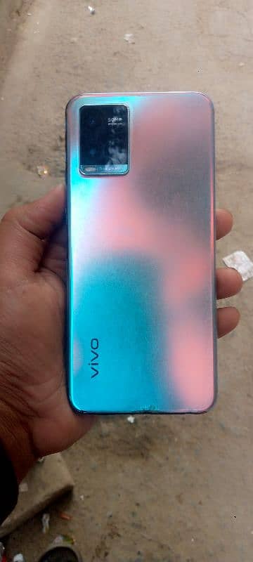 urgent sale vivo y33s 8 128 new condition 4