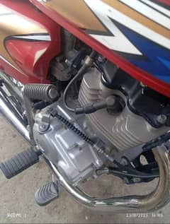 Honda 125 bike