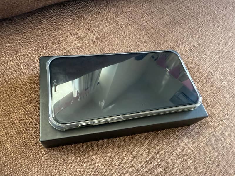 USA Boxed - Apple Iphone 12 Pro 256 GB 7