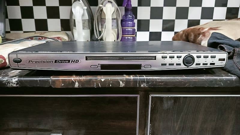 SMART MPEG 4 DVD PLAYER 1