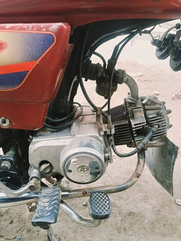 Dhoom YD-70 8
