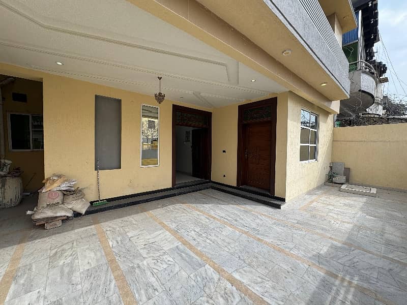 10 Marla Double Story House For Sale 6