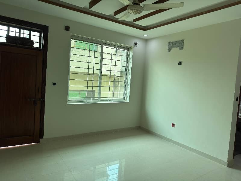 10 Marla Double Story House For Sale 8