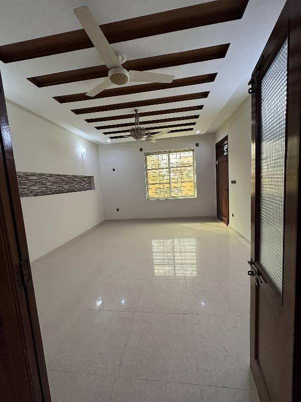 10 Marla Double Story House For Sale 17