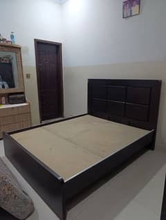 Queen Size Bed As like new