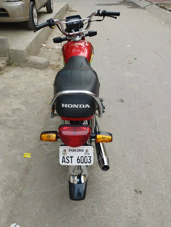 HONDA CD 70 2023(SEPTEMBER) FIRST OWNER 9600KM USED 4