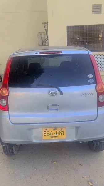 Daihatsu Mira 2010 1