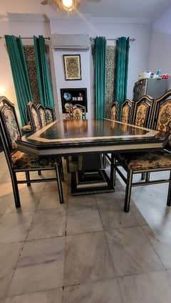 Dining table x 8 chairs