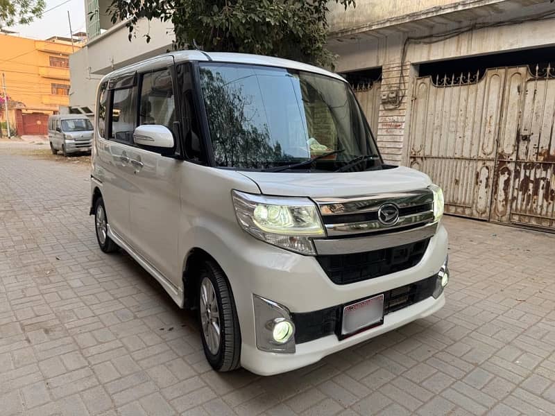 Daihatsu Tanto Custom 2014/2018 Full Original 1