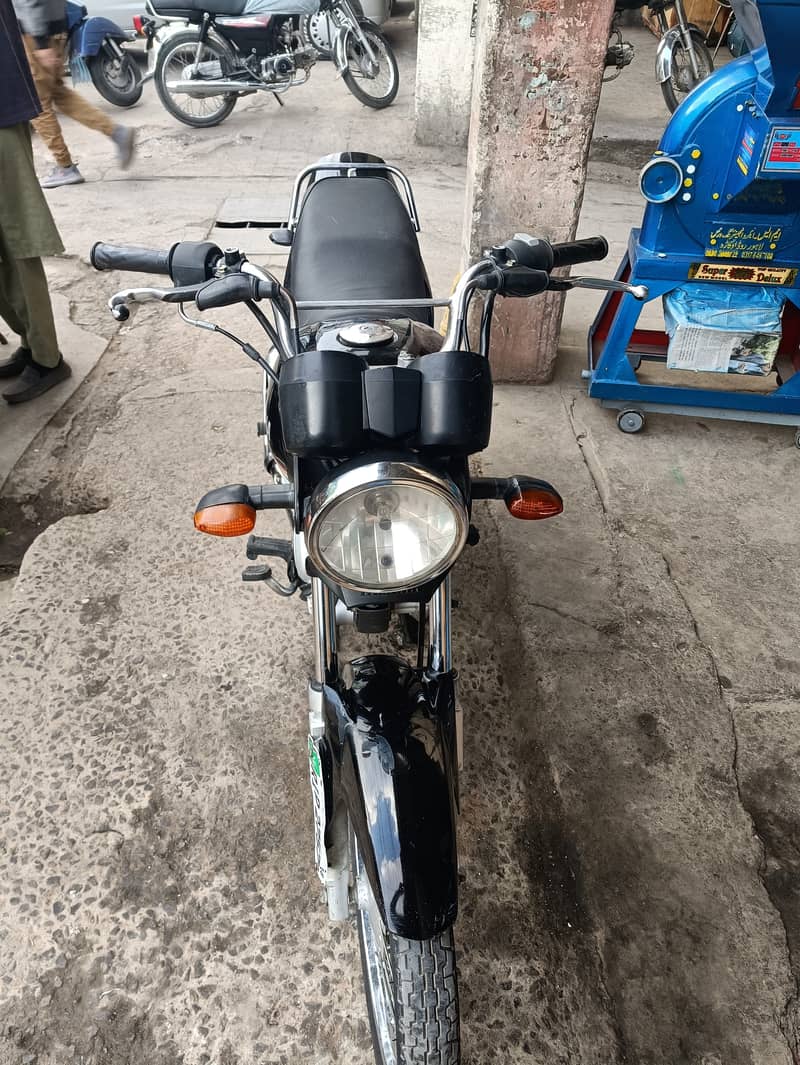 Yamaha YB 125Z 2018 1