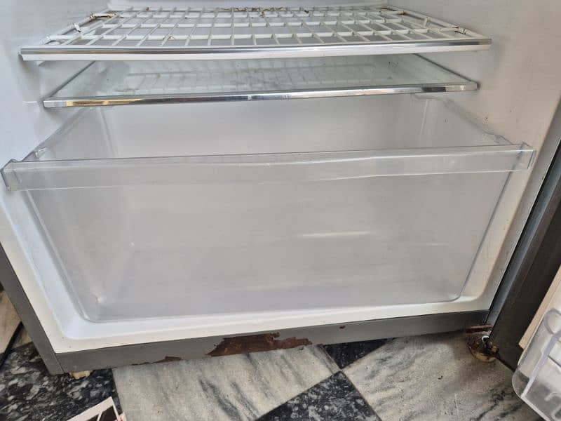 Haier refrigerator for sale model HRF-380 0