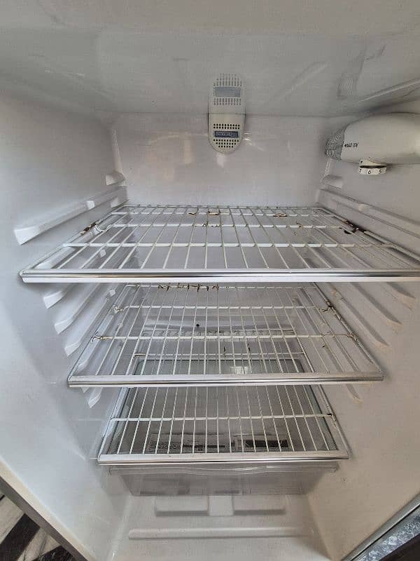 Haier refrigerator for sale model HRF-380 3