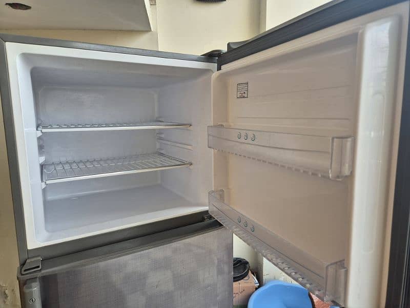 Haier refrigerator for sale model HRF-380 5