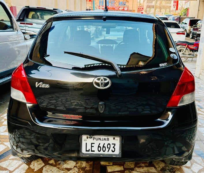 Toyota Vitz 2009 1