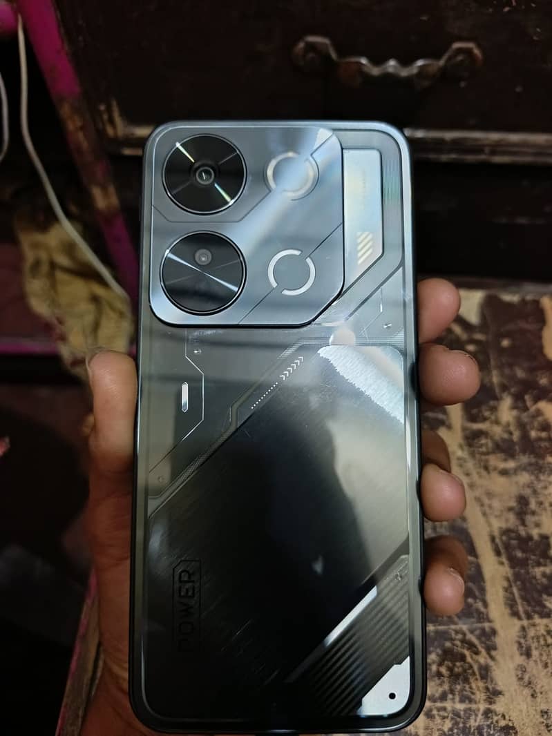 Itel p65 8/128 11