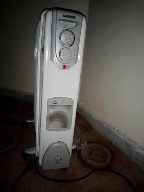 Geepas Oil Heater 3