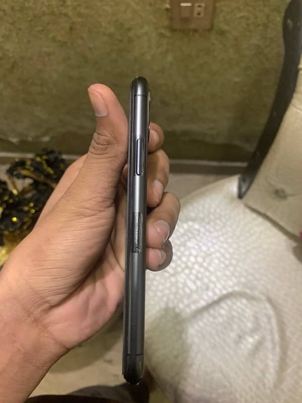 IPhone 11 pro 256gb Non Pta factory unlock 1