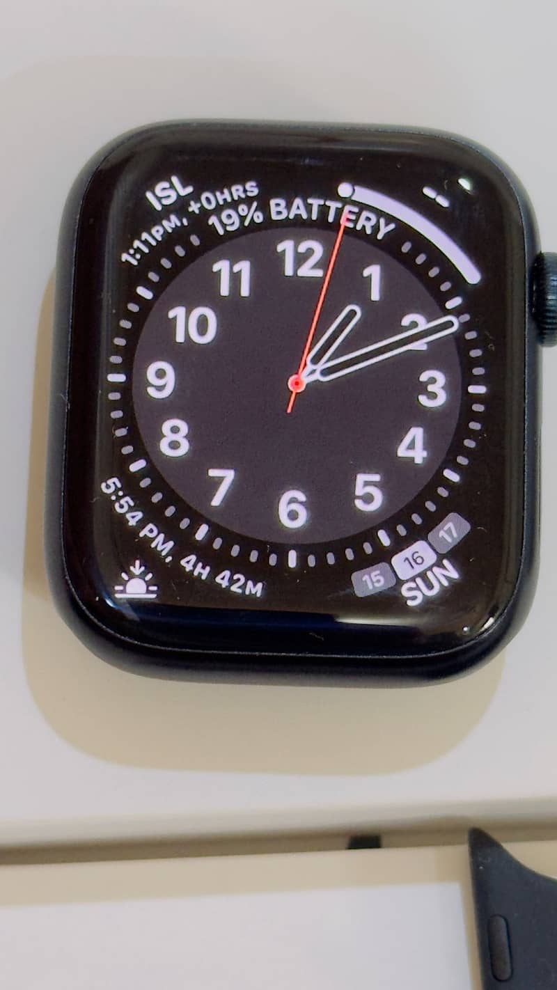 Apple Watch Series 8 3