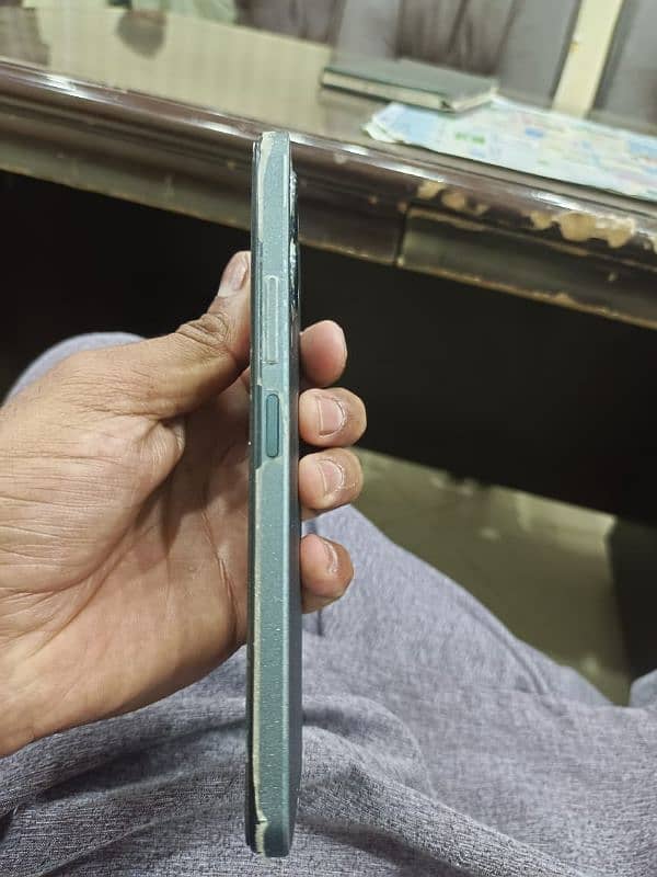 Vivo Y17s 6/128 10/10 condition available for sale 3