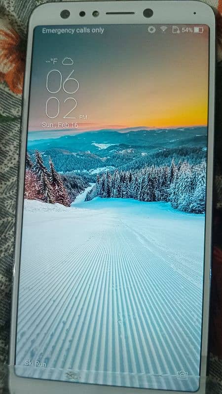 phone. Mobail  asus zenfone mobail 5 lite. 03/13/10/00/13/0 3