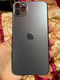 iPhone 11 pro max 64gb factory unlock non pta 87% battery halka strach