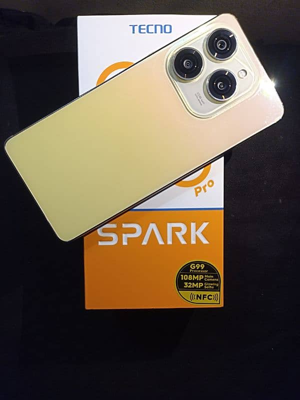 Tecno Spark 20 Pro 256GB 1