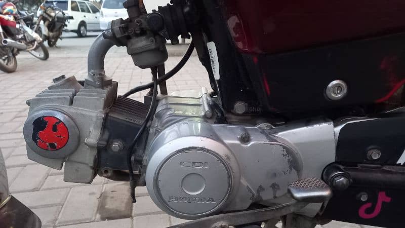 Honda cd 700 bike for sale BahriaTown Lahore 2