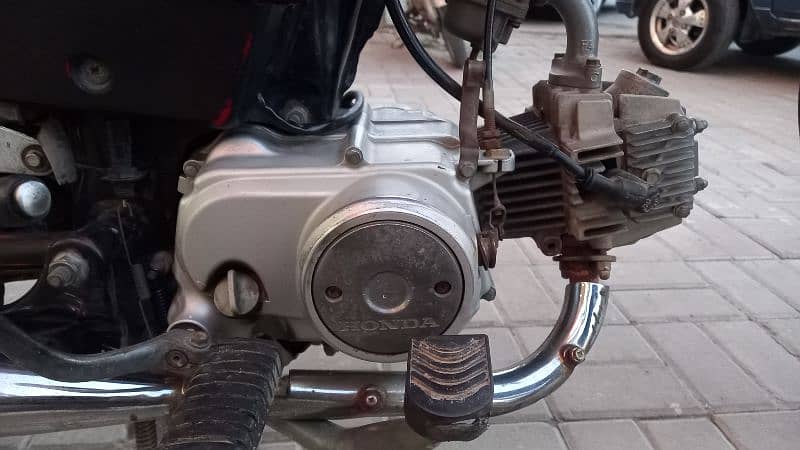 Honda cd 700 bike for sale BahriaTown Lahore 6