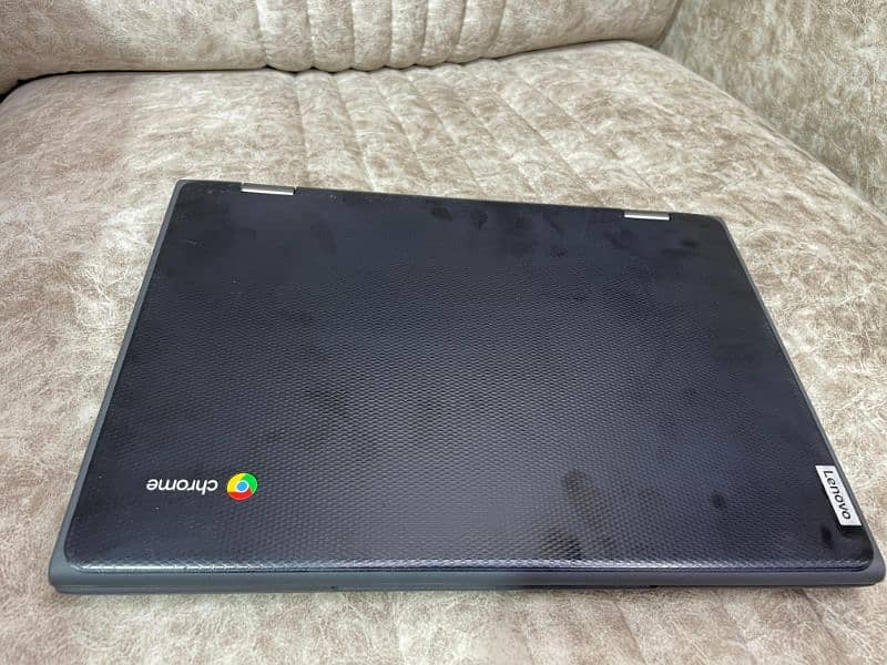 Lenovo 300e 2nd Gen ll rotatable Chromebook 4