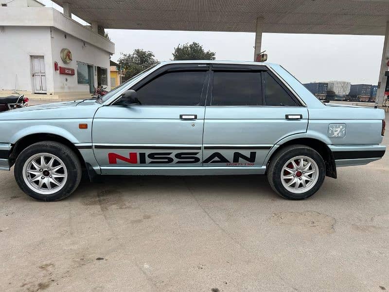 Nissan SUNY 0