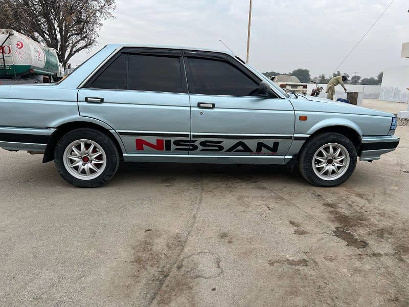 Nissan SUNY 9