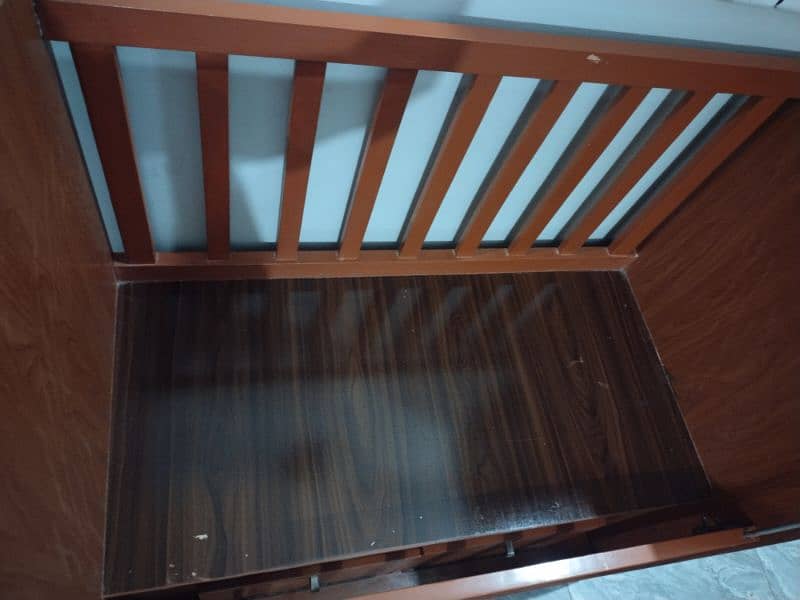 Baby Cot in Good Condition 1