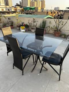 Outdoor/Indoor Dining Table with 4 Chairs