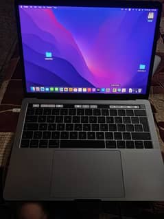 MacBook Pro i5 13 inch Touch Bar late 2016