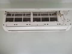 Enviero DC Air conditioner QX Model Heat and Cool